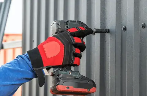 Travaux de zinguerie - Raucourt-et-Flaba